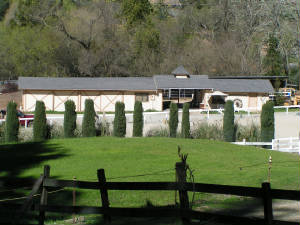 Barn08b.JPG